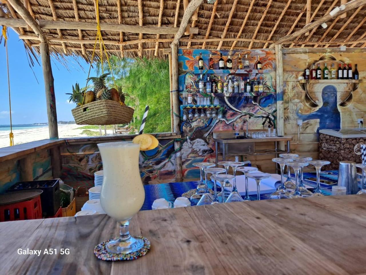 Kivuli Beach Resort Падже Экстерьер фото
